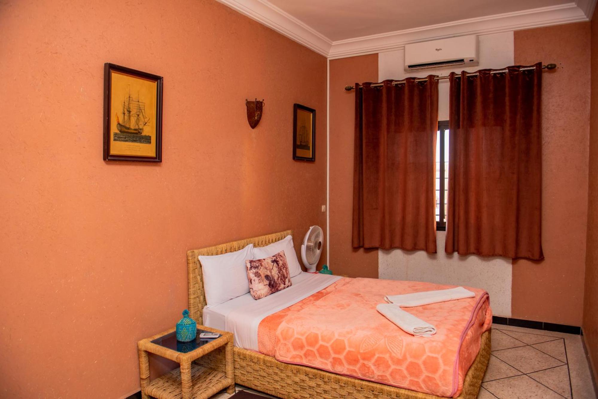 Appartement Afgo Уарзазат Экстерьер фото
