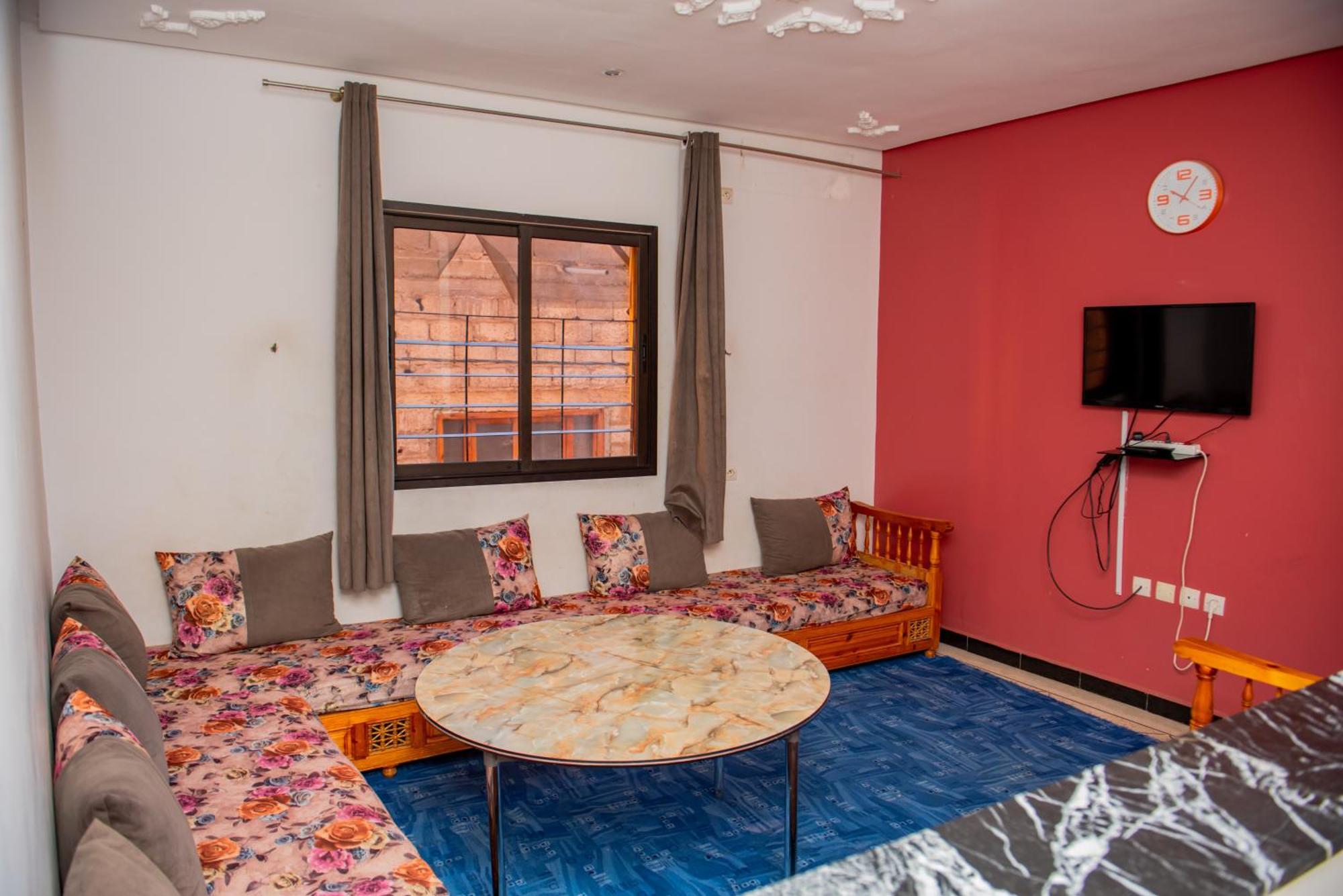 Appartement Afgo Уарзазат Экстерьер фото