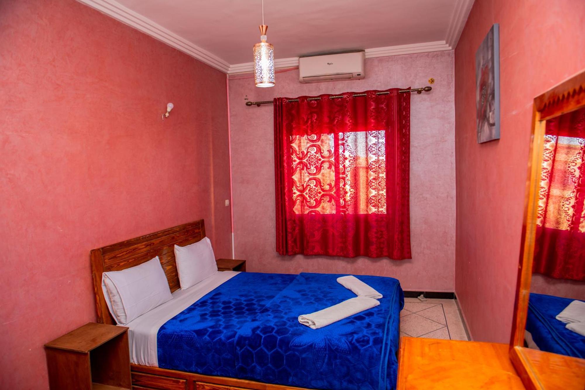 Appartement Afgo Уарзазат Экстерьер фото